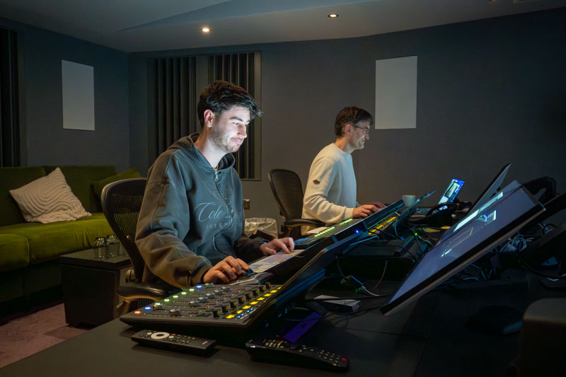 Studio 3-3